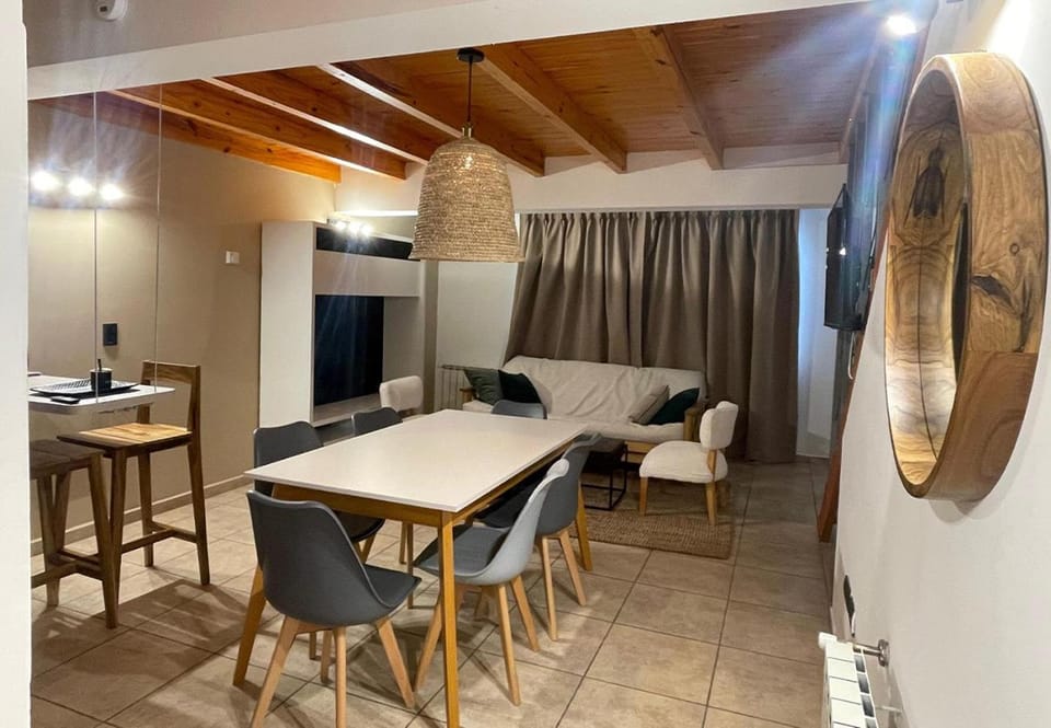 RentUp - Cómodo y luminoso dúplex en el corazón de Bariloche Apartment in San Carlos Bariloche