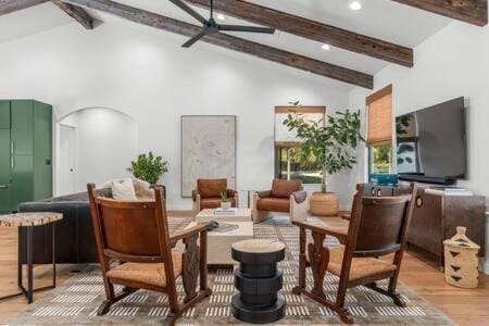 Casa Alegre luxurious home with hot tub House in Fredericksburg