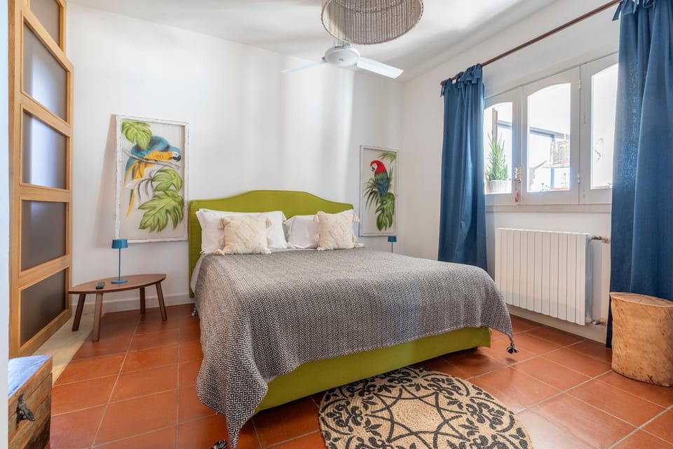 Living room, Bedroom