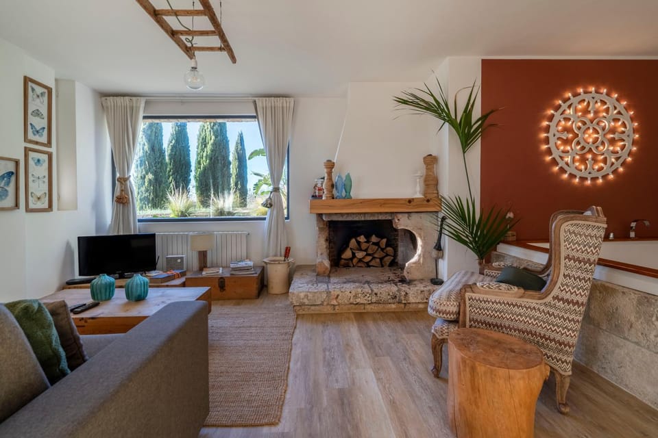 Property building, Living room
