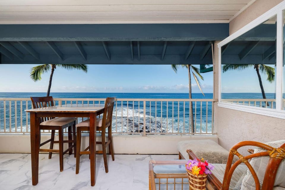 Kona Reef A-34 House in Holualoa