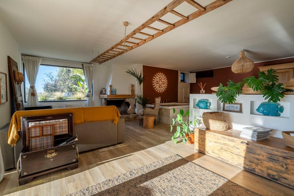 Property building, Living room