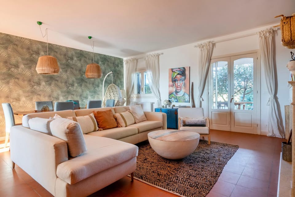 Property building, Living room