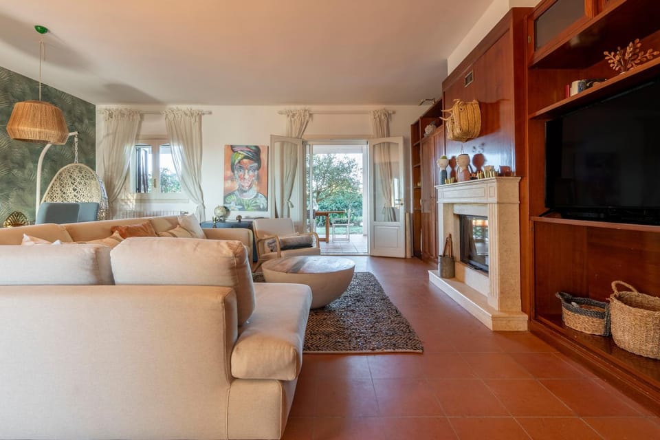 Property building, Living room