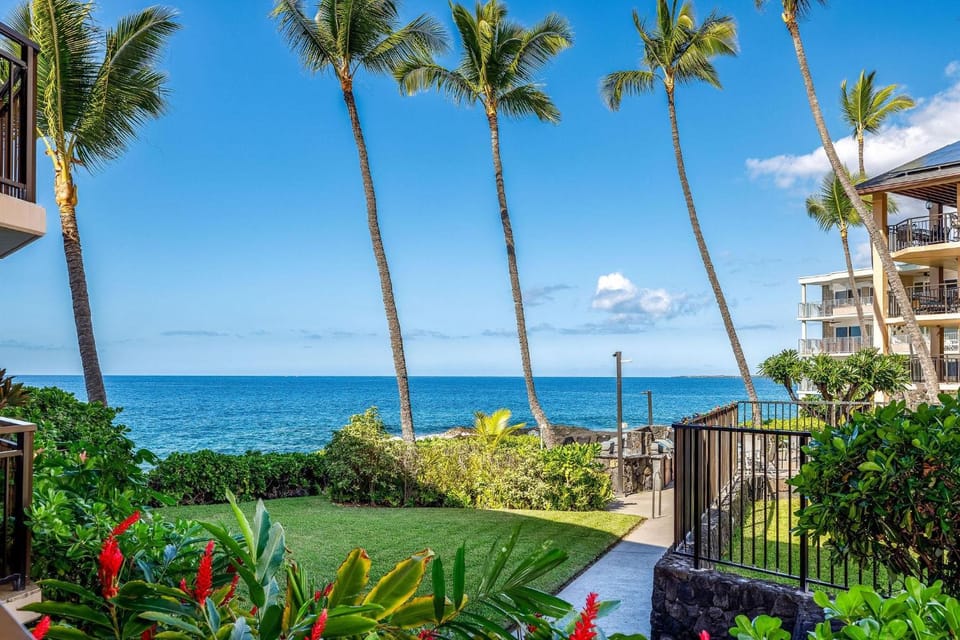 Kona Makai 1-103 House in Holualoa