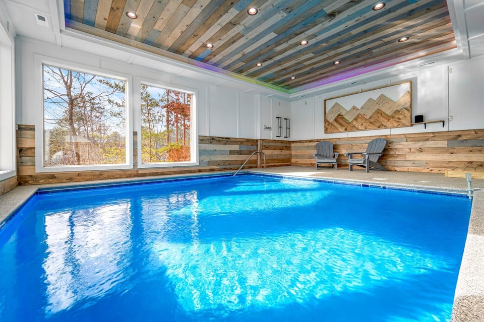 Pool view, Swimming pool, Swimming pool