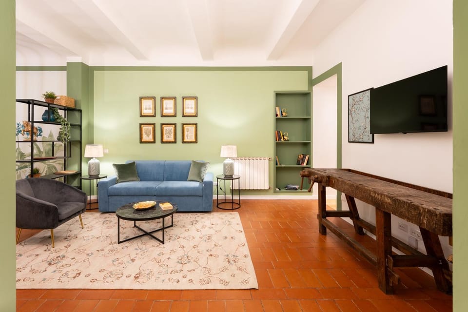 Living room, Decorative detail, Seating area