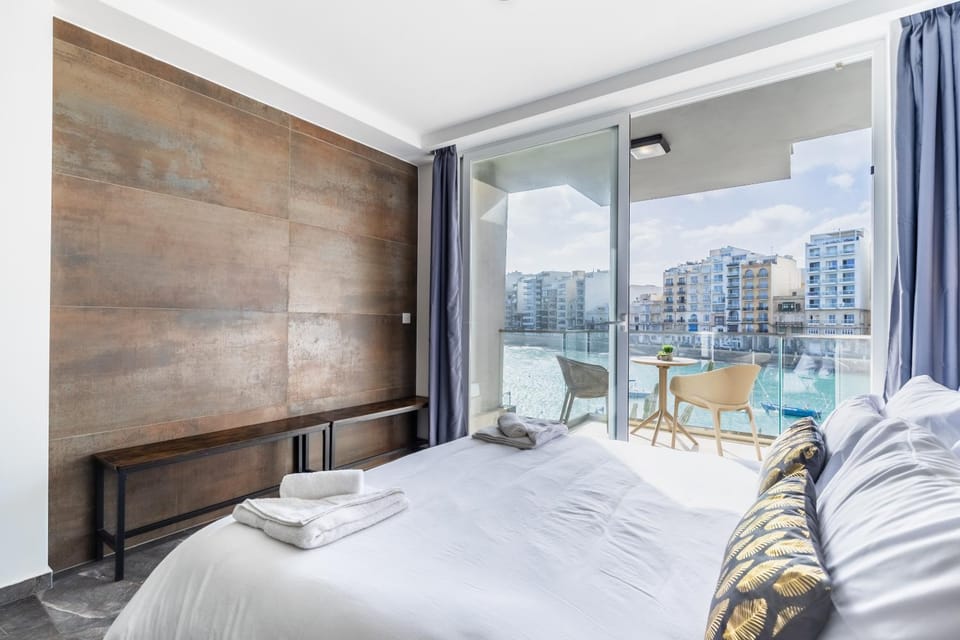 Spinola Studio Deluxe, StJulians Apartment in Saint Julians