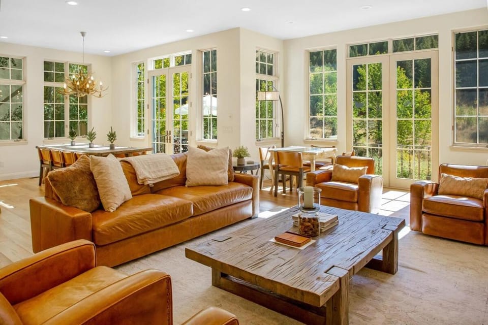 Luxury Warm Springs River Home House in Ketchum