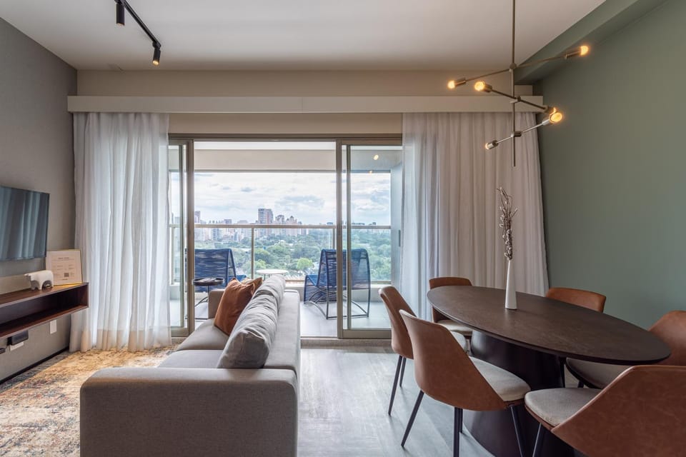 Day, TV and multimedia, Balcony/Terrace, Living room, Seating area, Dining area