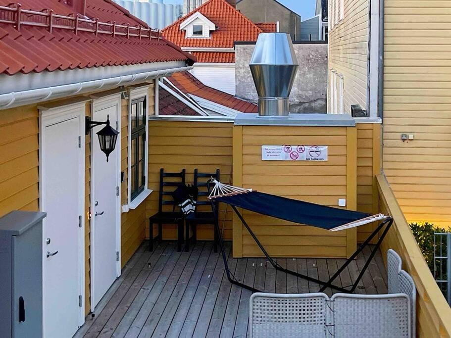 The Yellow House Nr 11 by Berti’s Apartment in Stavanger