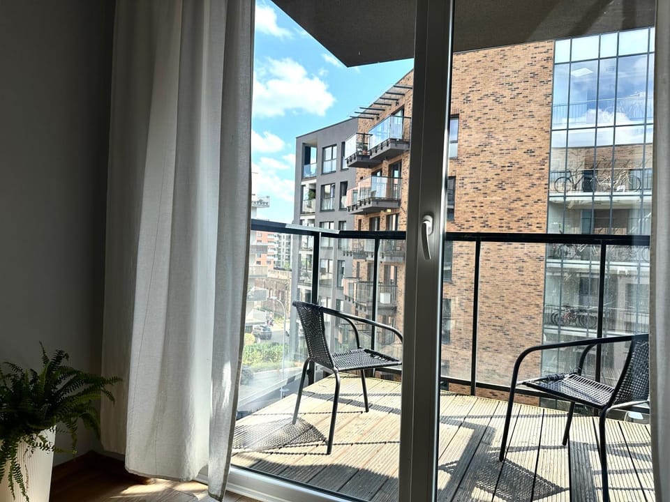 DMOWSKIEGO 19C- Self Check-In 20h ~ LIFT Apartment in Wroclaw