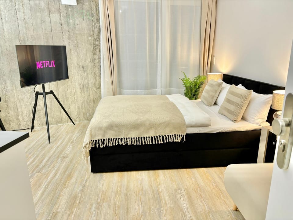 Bed, TV and multimedia
