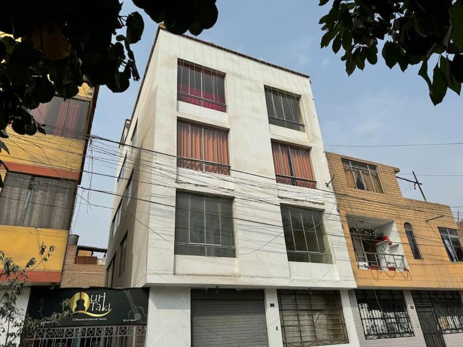 Acogedor y lindo Departamento en estreno Apartment in Lima