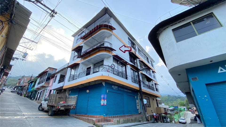 Property building, Neighbourhood, Location