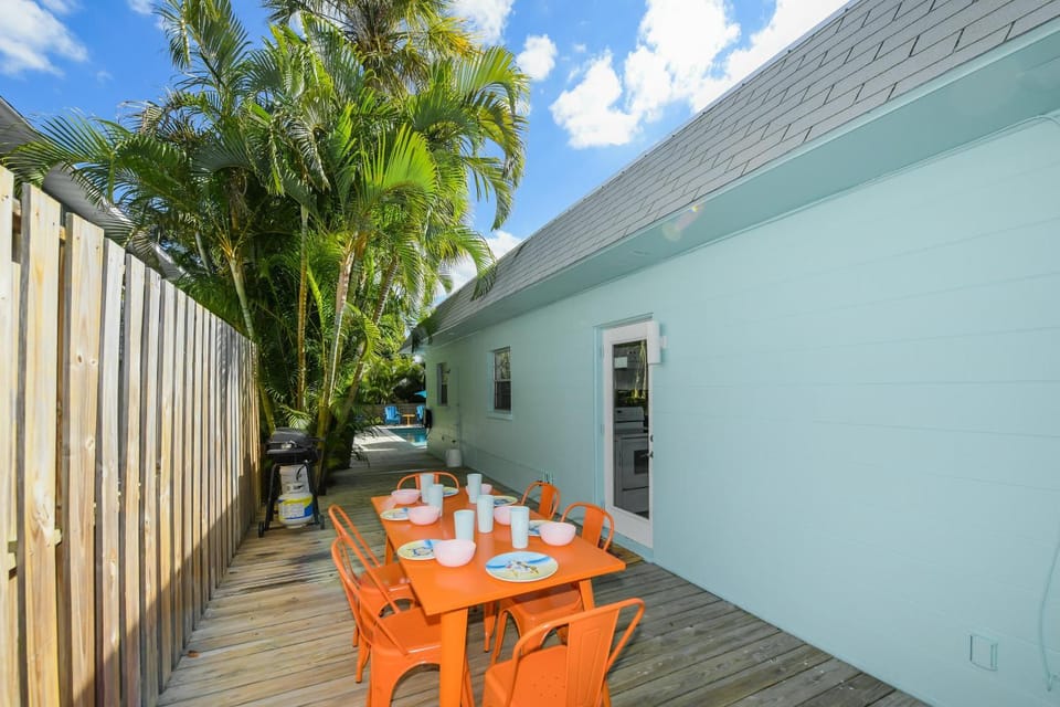 Salty Dog- AMV House in Holmes Beach