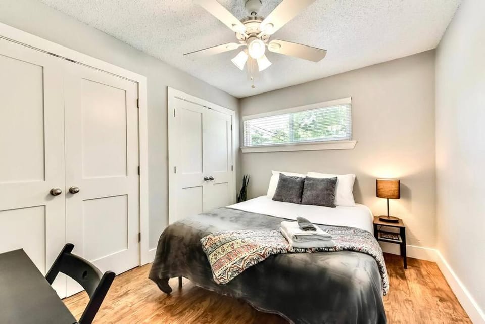 Global Cup Bright and Cheerful Flat, near Fair Park Apartment in Dallas
