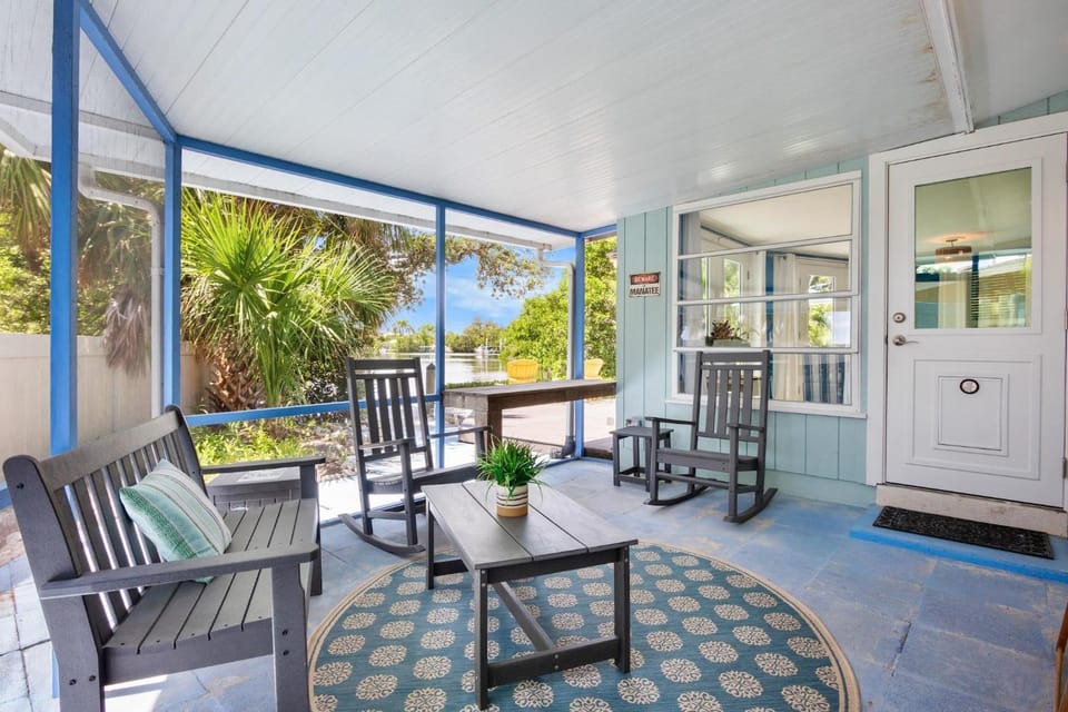 Palm Trees and Manatees House in Anna Maria Island