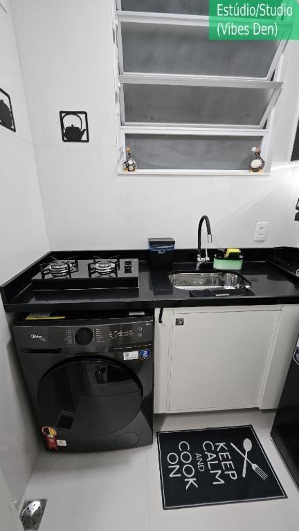 Kitchen or kitchenette, stove