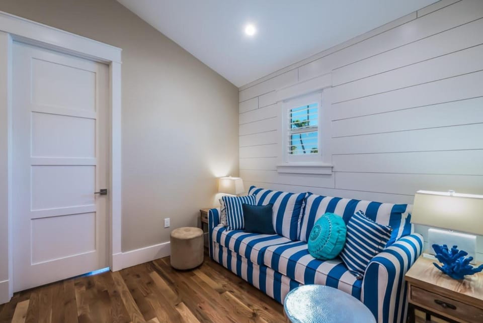 Aqua Bay House in Holmes Beach