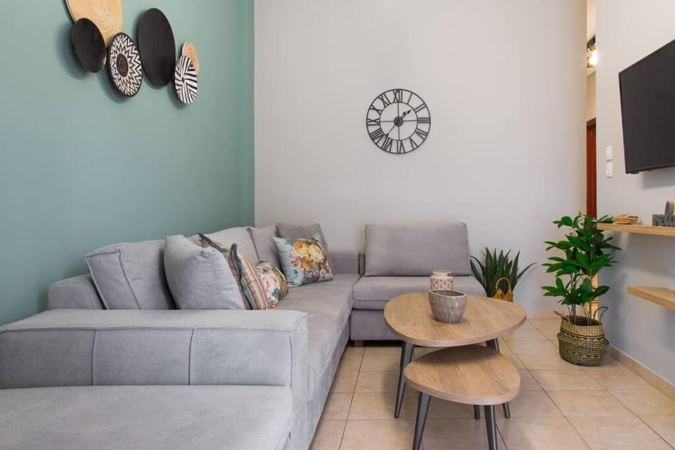 Virginia's Luxury Suites 2 Apartment in Volos