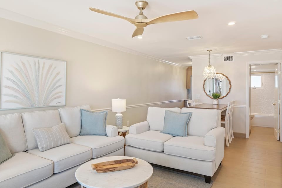 Shell Cove Apartment in Bradenton Beach