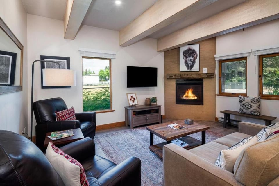 Cozy Ketchum Condo - Walk to Everything! House in Ketchum