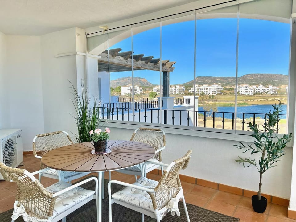 Balcony/Terrace, Dining area