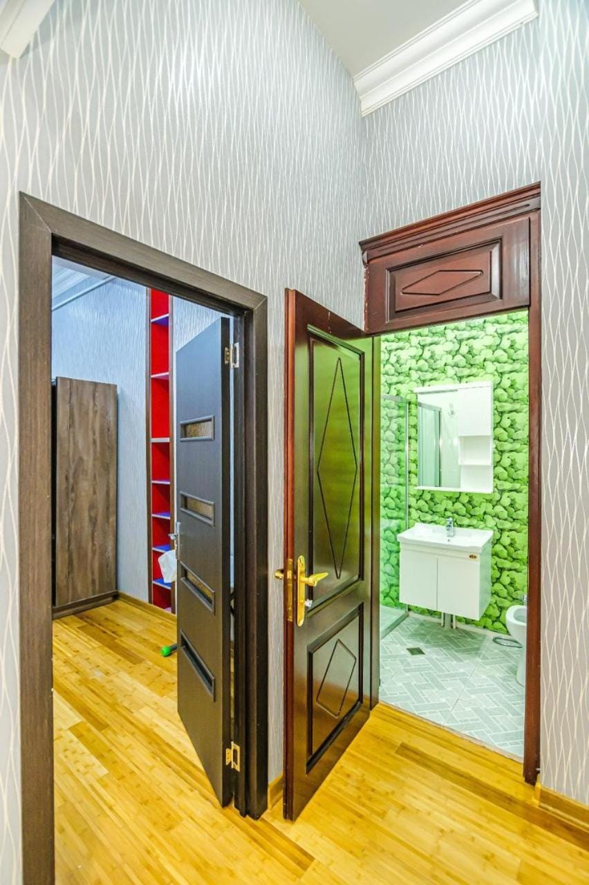 6Big apartment Nizami street Hotel in Baku