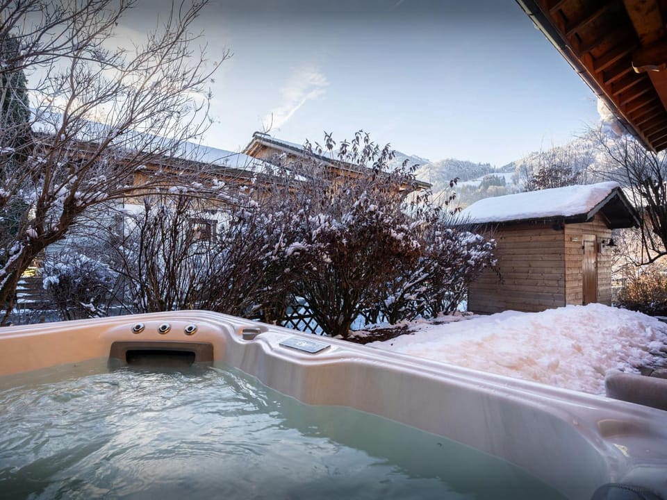 Day, Natural landscape, Winter, Hot Tub, Mountain view