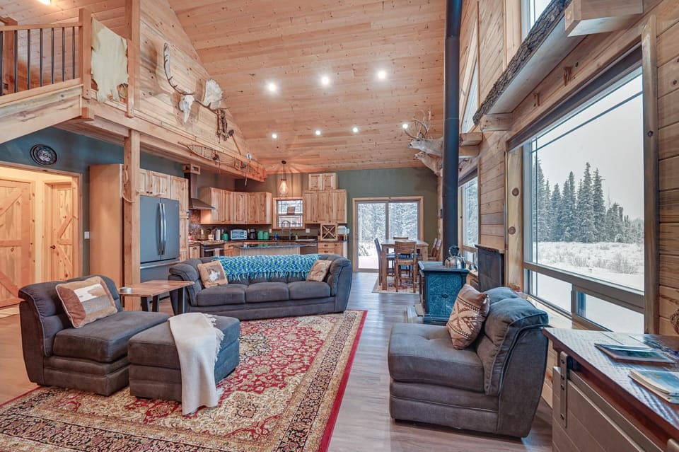 Custom Kasilof Cabin on 40 Private Acres Cabin in Kasilof