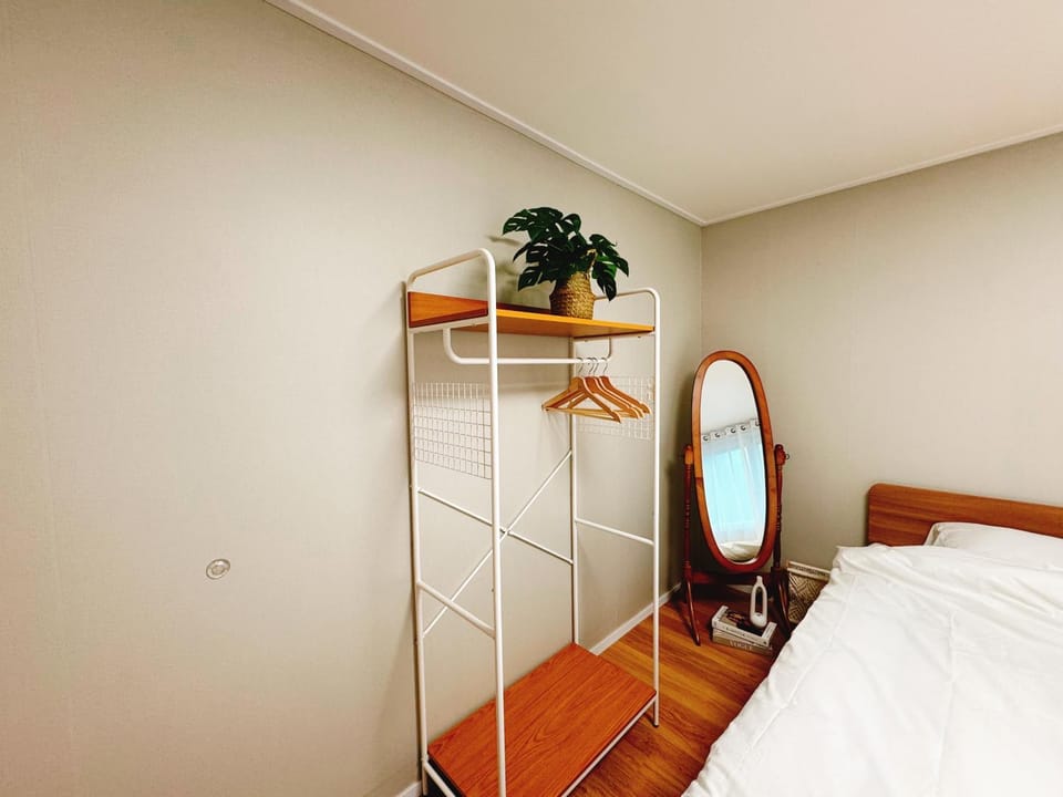 Bed, Photo of the whole room, Bedroom, wardrobe