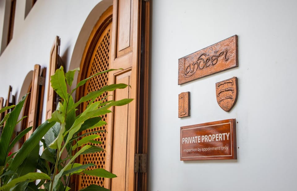 Property building, Facade/entrance