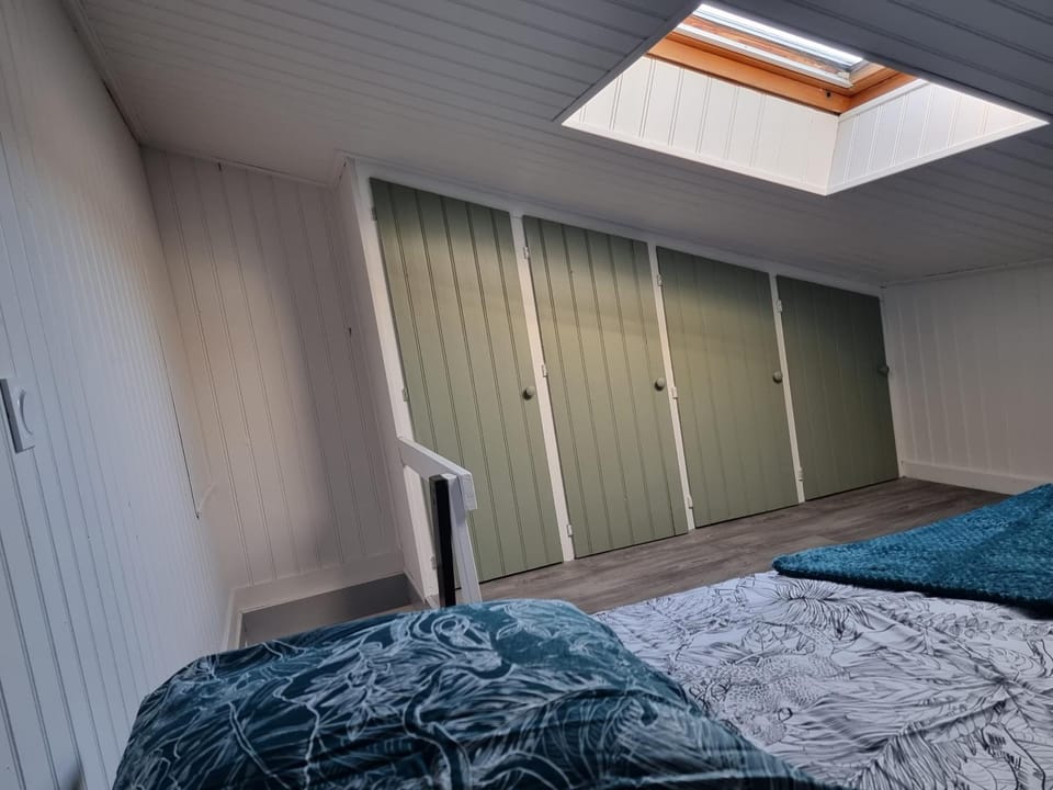 Studio cocooning au calme, proche centre-ville et centre commercial House in Pays de la Loire