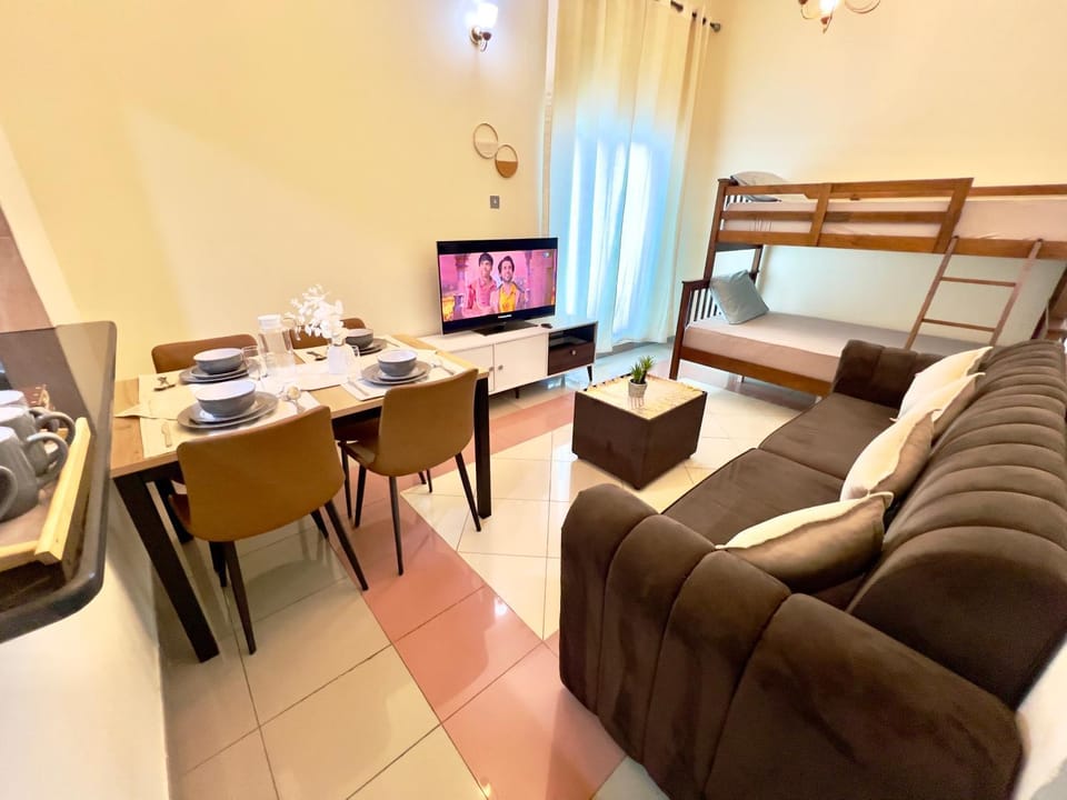 Cozy 1 Bedroom apartment in Dubai by Al Ghaimah Holiday Homes Apartment in Al Sharjah