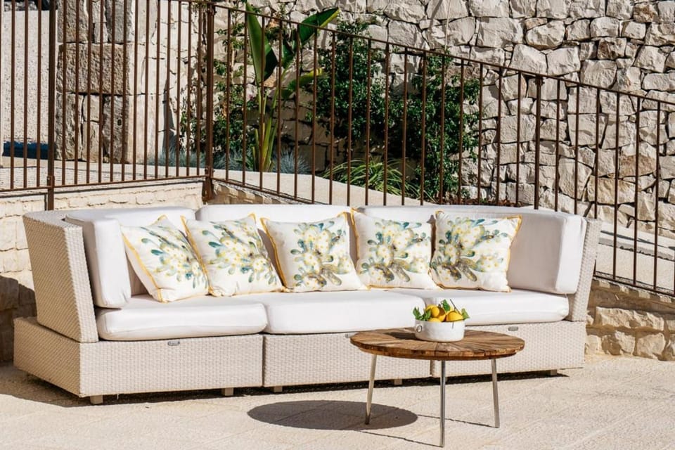 ISULATRAVEL - Villa Torre Molino with HEATED POOL Villa in Sicily