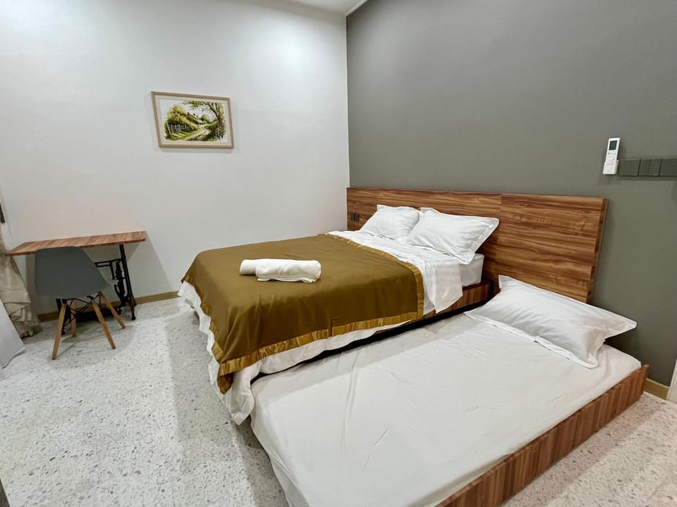 Traveler's Stay @ Ipoh (10Pax) House in Ipoh