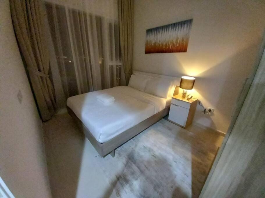 StoneTree - Furnished 1BR in Golf Vita A Apartment in Dubai