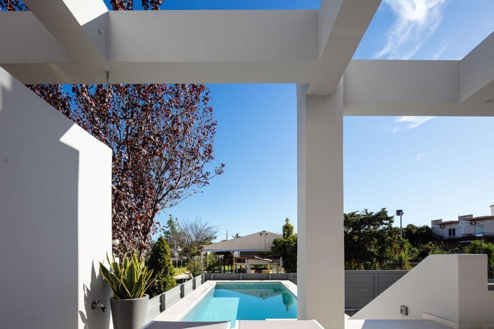 Off site, Hot Tub, Swimming pool