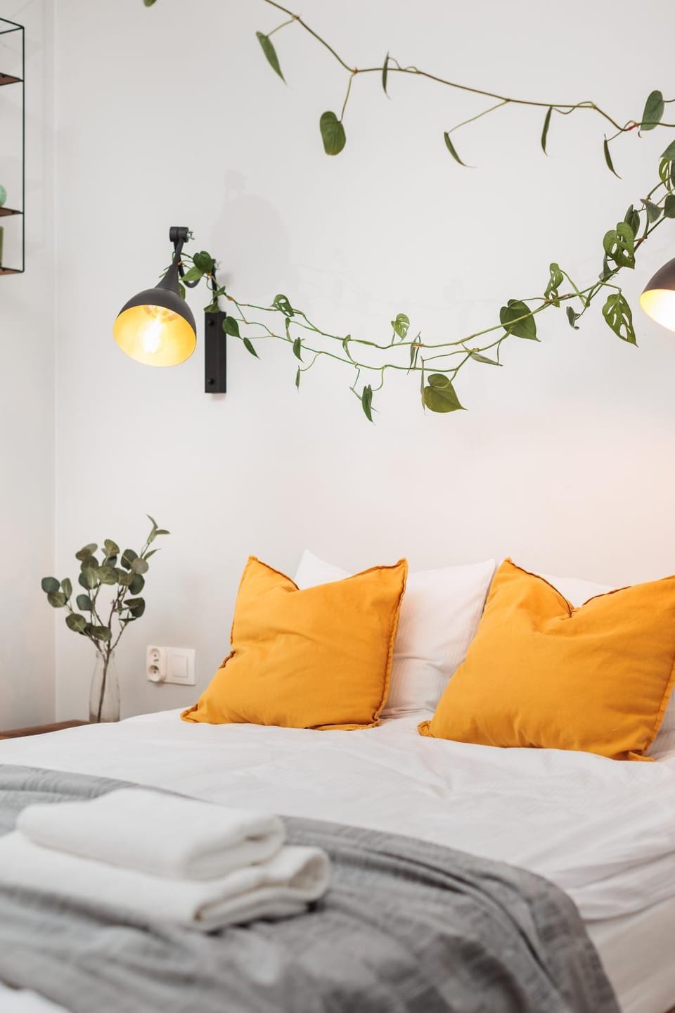 Bed, Bedroom