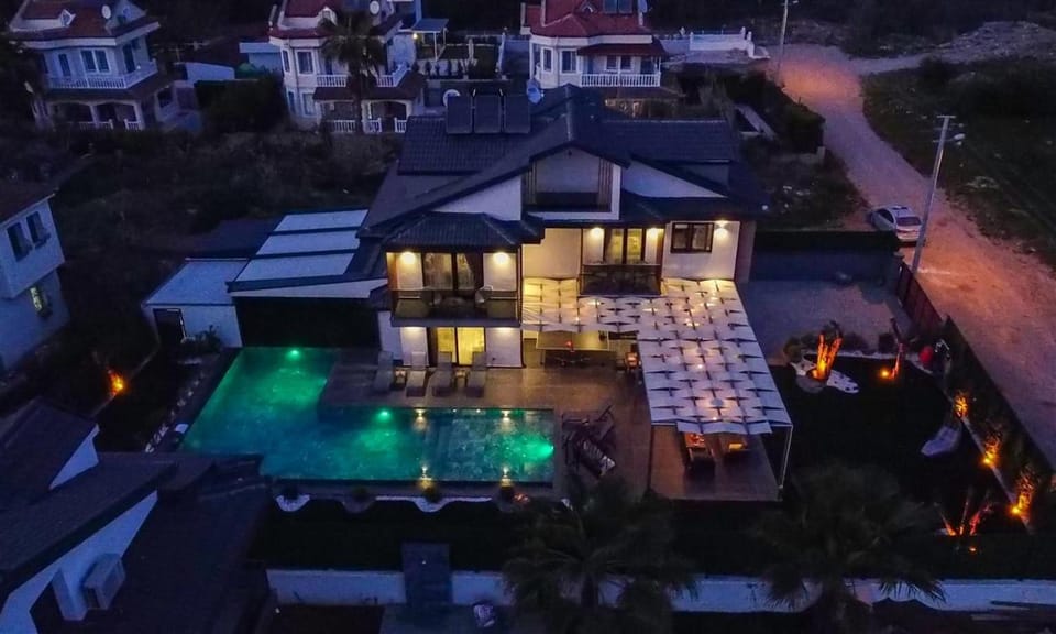Fethiye Çalışta 8 Kişilik Lüks Villa Gezer Villa in Fethiye