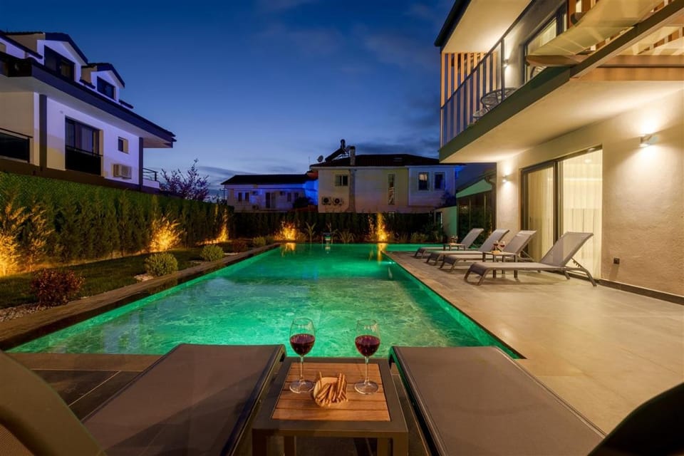 Fethiye Çalışta 8 Kişilik Lüks Villa Gezer Villa in Fethiye