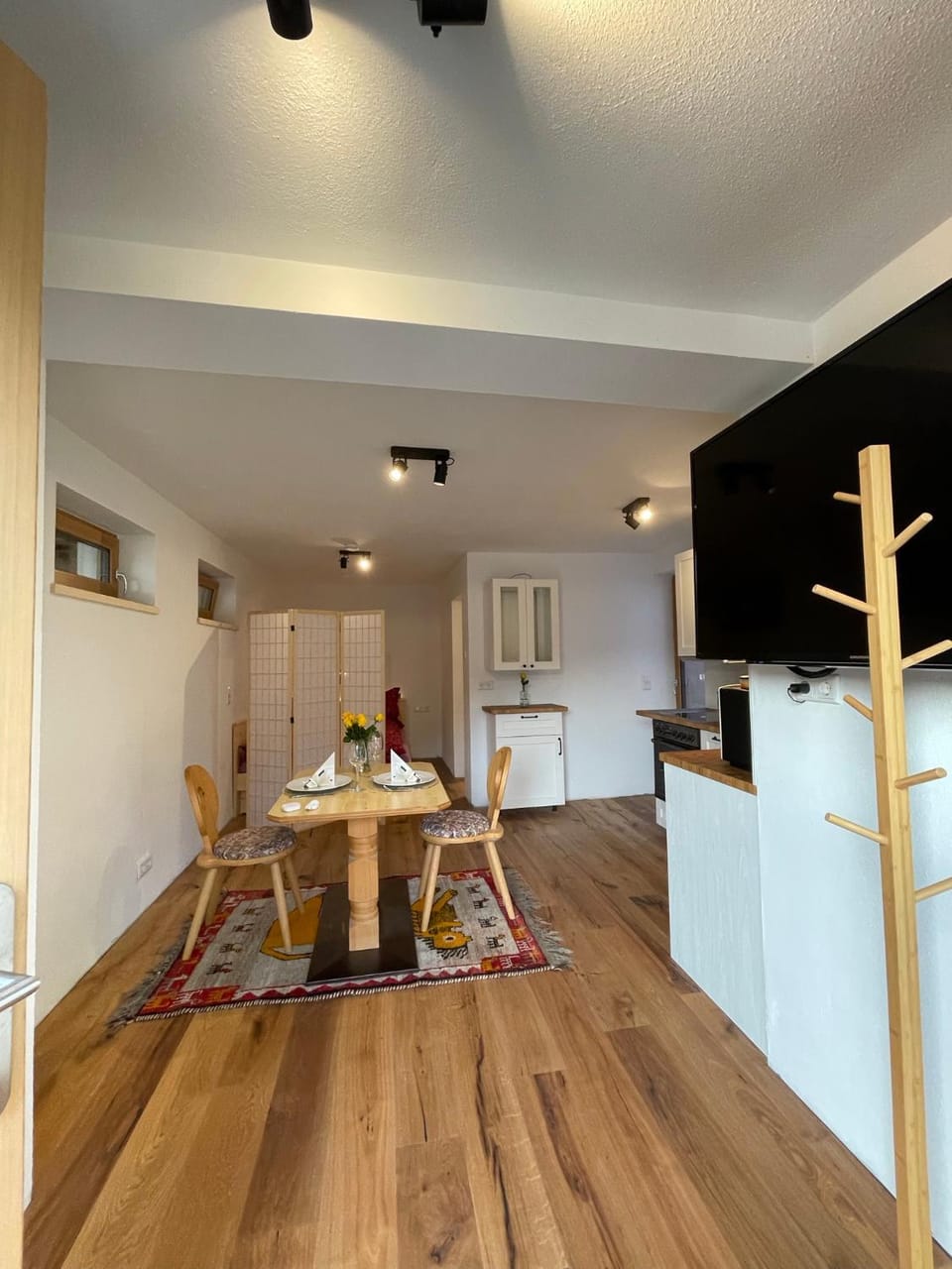 Kitchen or kitchenette, Living room, Dining area