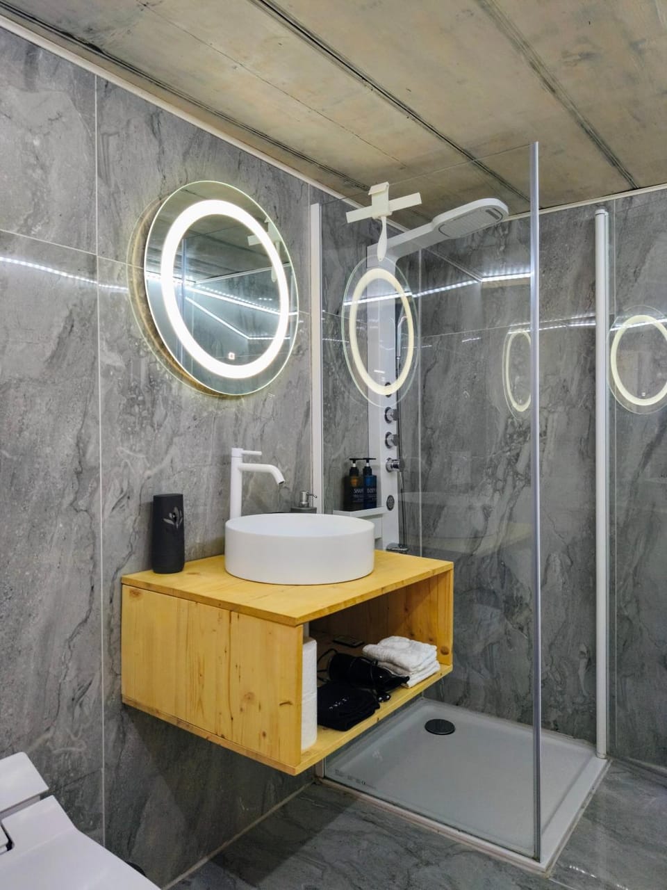 Shower, Bathroom