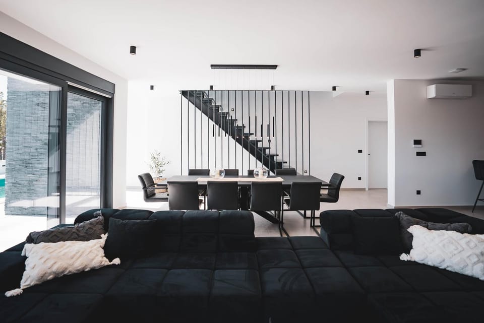 Living room, Seating area, Dining area