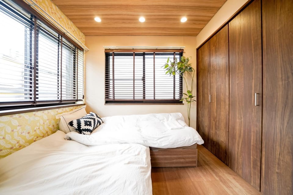Bed, Photo of the whole room, Bedroom, wardrobe