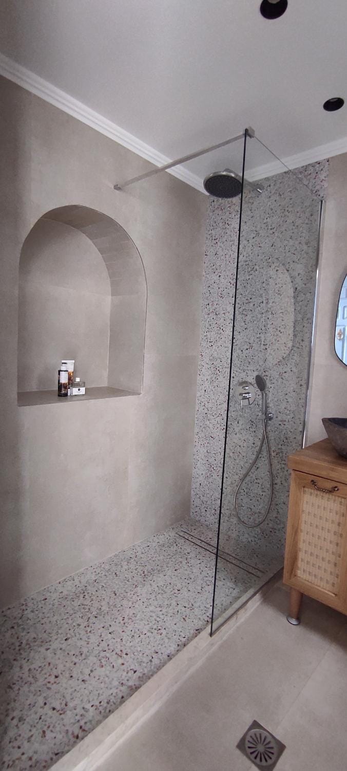 Shower, Bathroom