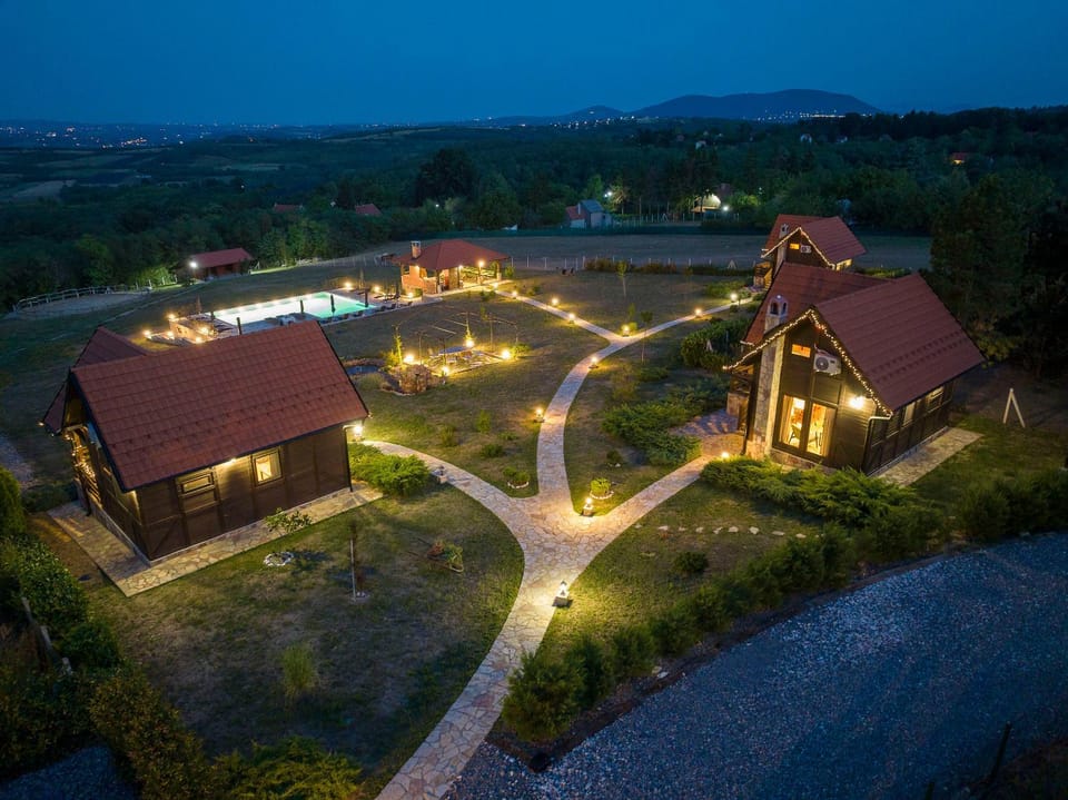 Garden, View (from property/room), Swimming pool