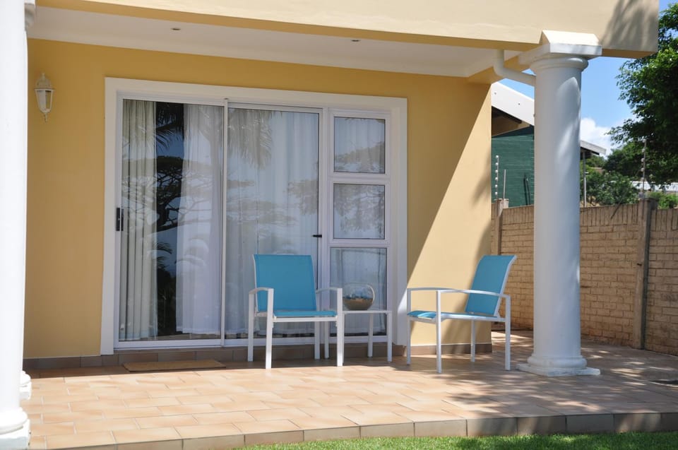 Day, View (from property/room), Bedroom