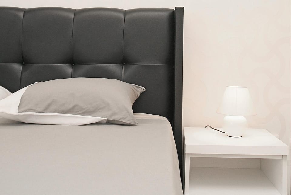 Deluxe Little Studio Old City Apartment in Bucharest